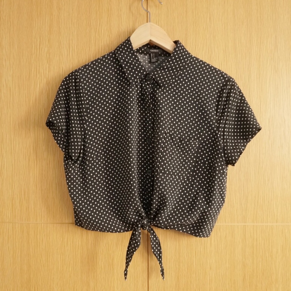 Black & White Polka Dot Crop Top
